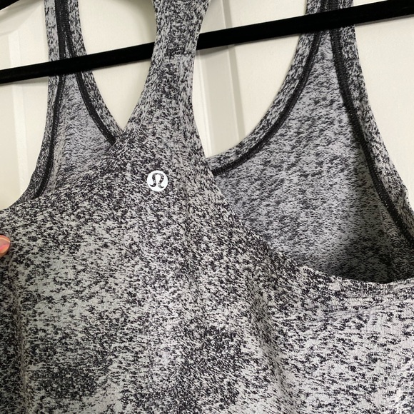 Lululemon Workout Tank Top - Picture 3 of 4